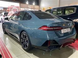 بی ئێم دەبڵیو سیریەس 5